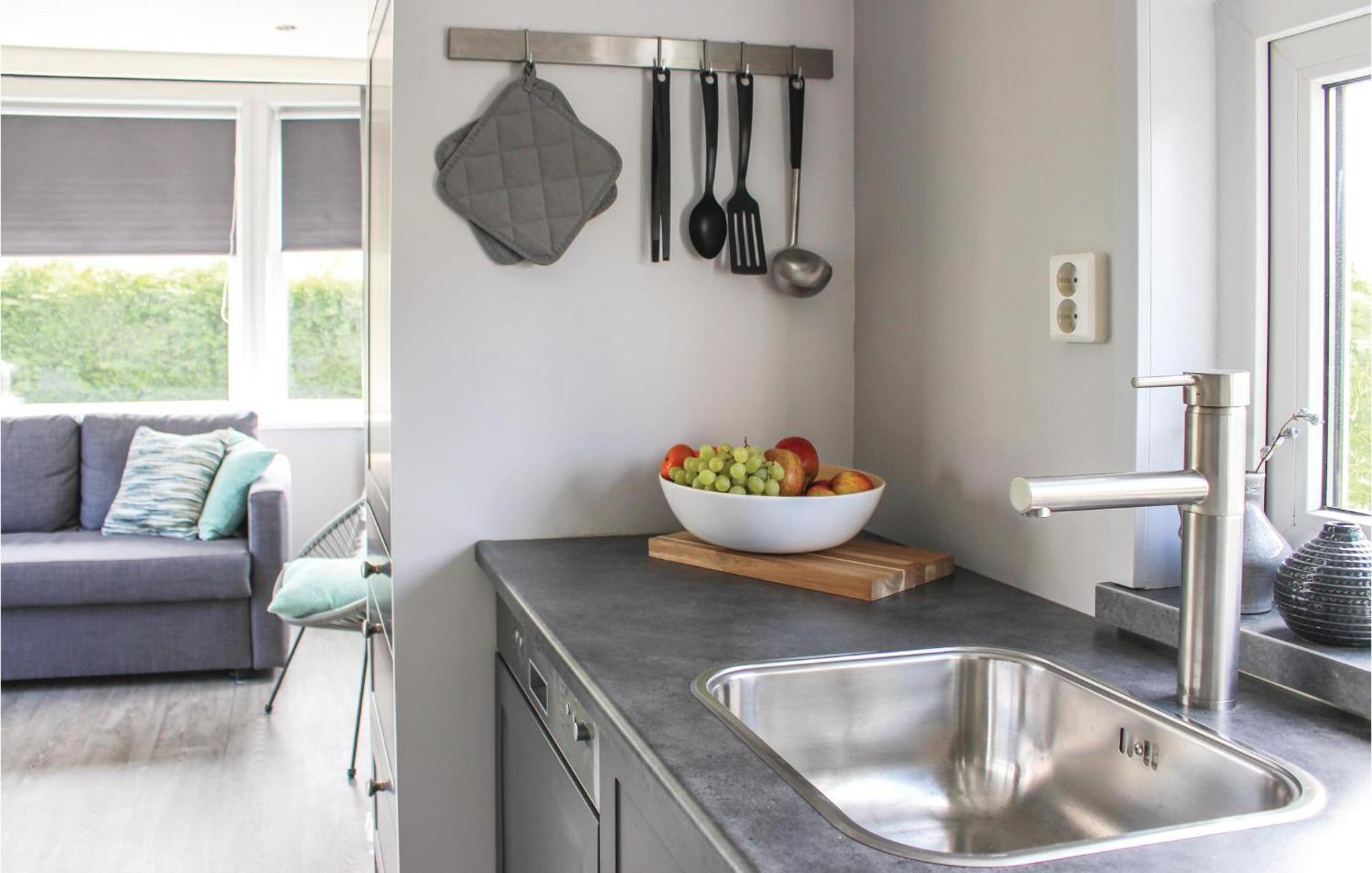 Beautiful Home In Sint-Annaland With Kitchen Exterior photo